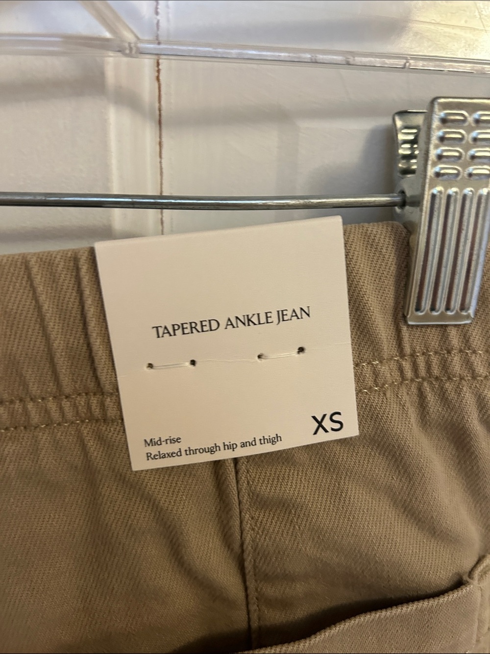 Banana Republic Tapered Mid Rise Ankle Jeans - Picture 7 of 8